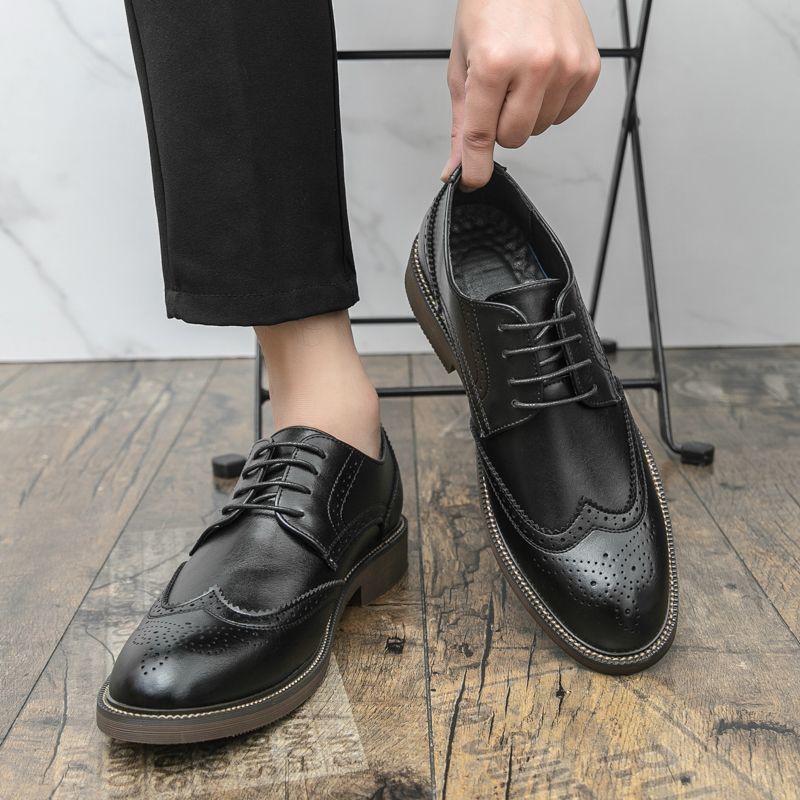 British-style Brogue Carved Wedding Shoes, Brown Business Slip-on Men's Height-increasing Formal Leather Shoes_vogvips.com