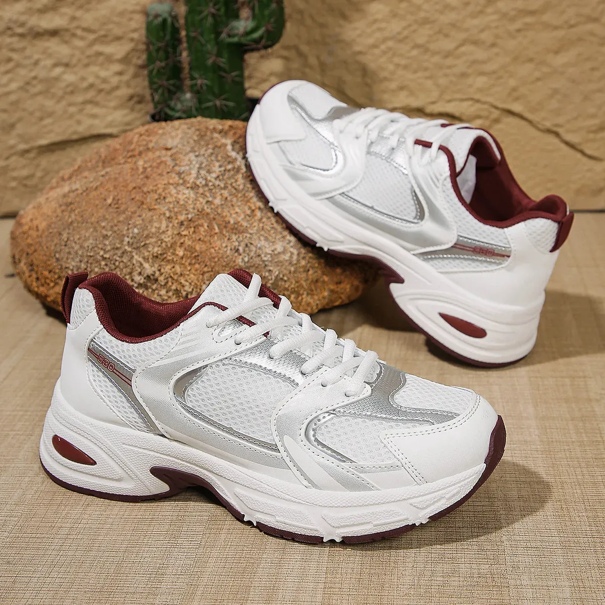 Designer's New Casual Sports Plus Size Women's Lace Up Mesh Breathable Shoes_vogvips.com