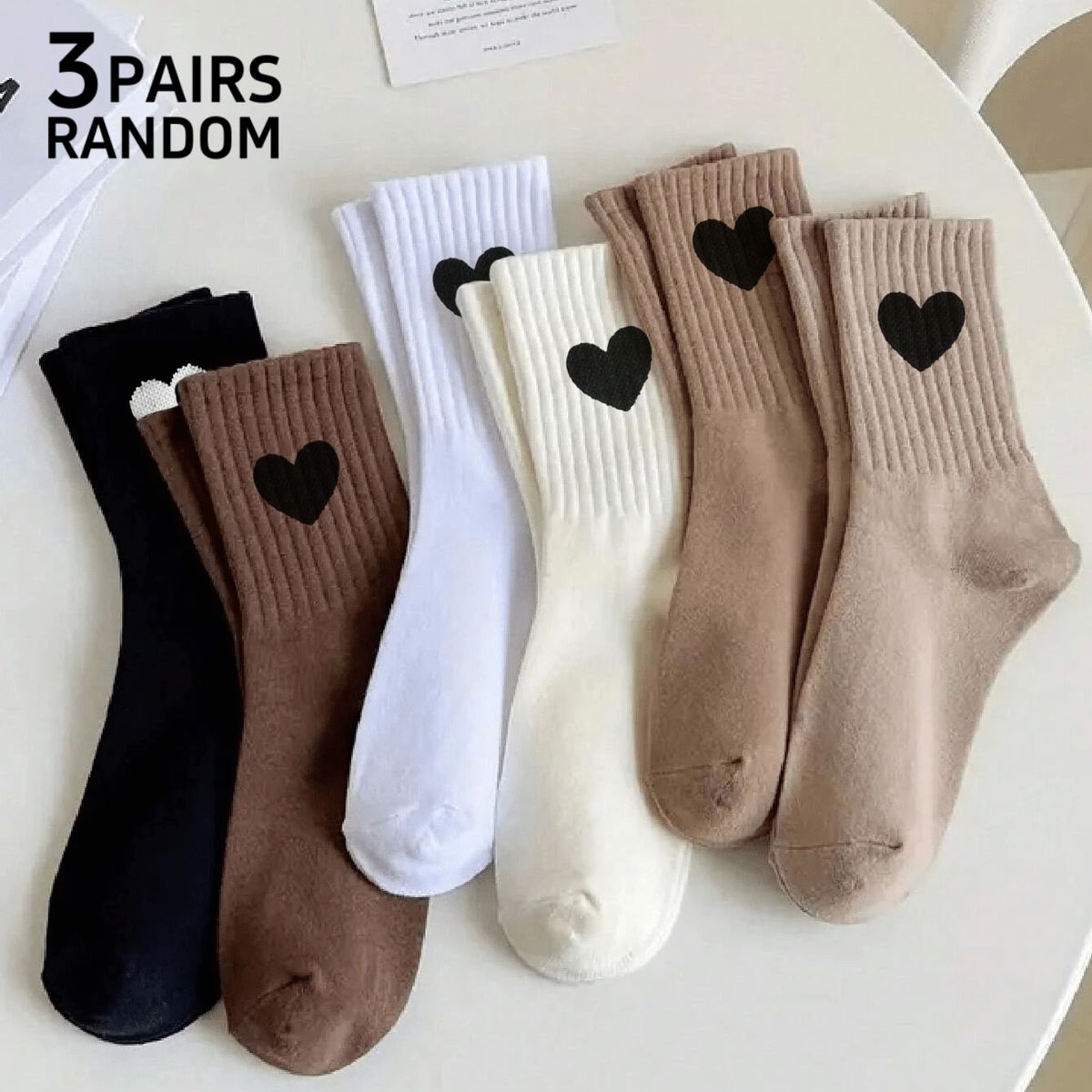 Multi-Pack Women's Crew Socks Heart Trendy Fashion Comfortable Breathable Moisture-Wicking_vogvips.com