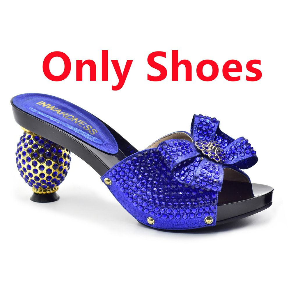 Accessorized high heels with bows Accessorized evening sandals with clutch shoe bag set_vogvips.com