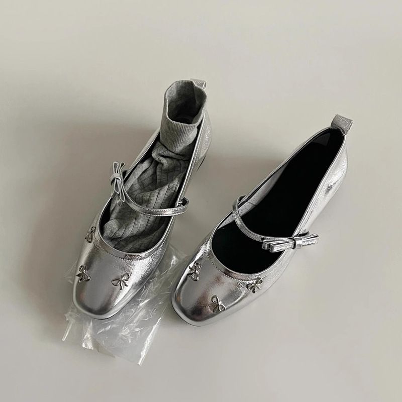 Sheepskin Version Bowknot Silver Shoes Women's Flat Shallow Mouth Mary Jane Shoes One Piece Buckle Versatile Small Leather Shoes_vogvips.com