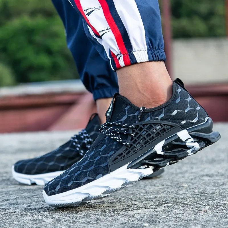 New Ultra-clear And Casual Summer Mesh Breathable Soft Sole Lace-up Multi-functional Large-sized Sports Shoes For Men_vogvips.com
