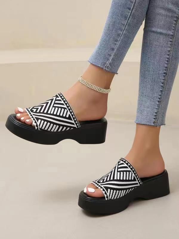 Women's Large Size Wedge Slippers European And American Style One Line Design Thick Soled Comfortable Foreign Trade Slippers_vogvips.com
