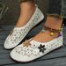 Plus Size Ethnic Style Hollow Flat For Women Flower Breathable Shallow Mouth Mom Lazy Boat Shoes_vogvips.com