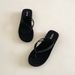 Wedge Heel Double With Medium Heel Flip-flops 2026 Women's Flat Heel Pinch Slippers, Wearing Beach Mop Non-slip Cool Slippers_vogvips.com