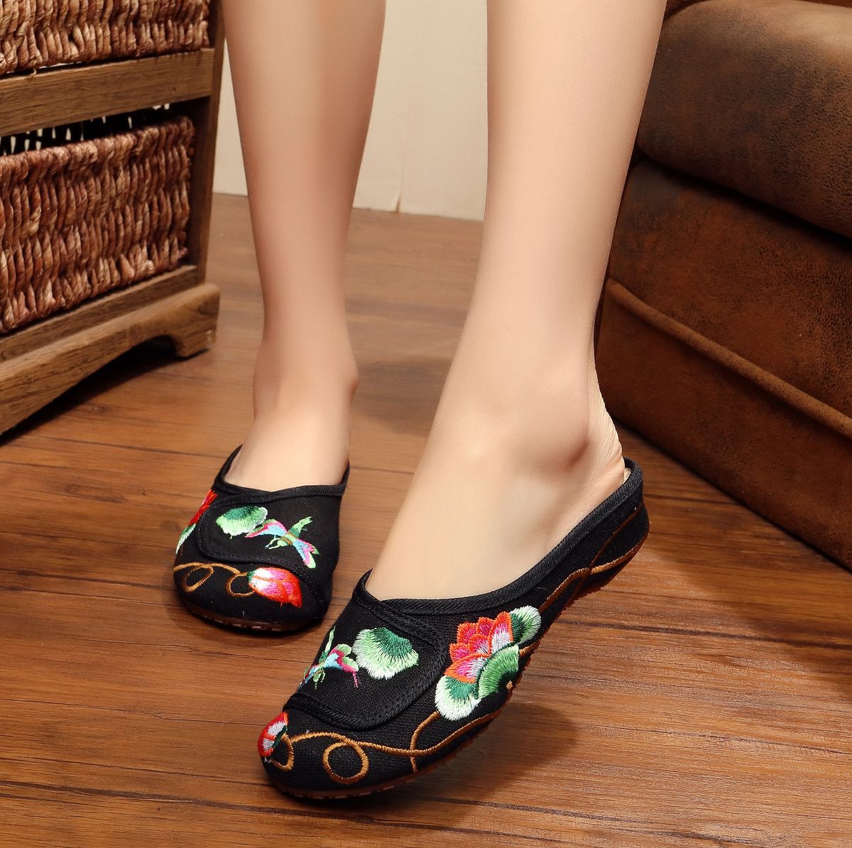 Slippers, Floral Slippers, Summer Women's Embroidered Fabric Shoes, Sandals, Low Heels, Flat Bottomed Slippers_vogvips.com