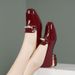 High-quality 2026 Spring And Autumn New Patent Flat Low-heel British Style Shoes, Professional Fashion Non-slip Women's_vogvips.com