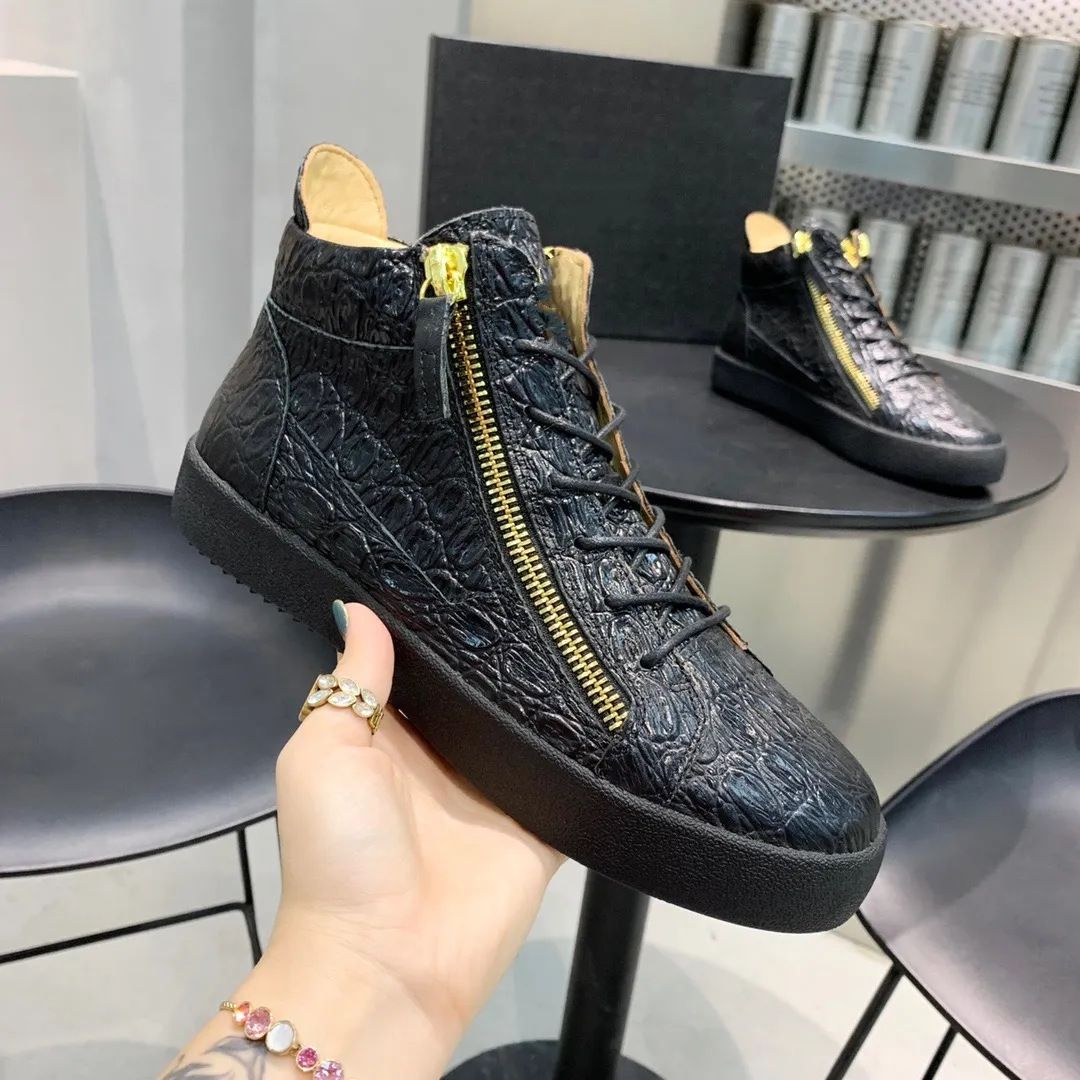 In Stock: 26 Spring/Summer Hot-selling Genuine Leather High-top Sneakers, Casual Trendy Brand, Comfortable Versatile,_vogvips.com