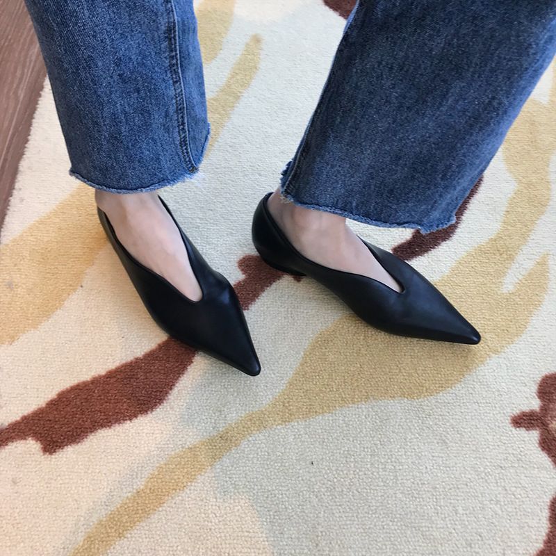 Pointed Head Shallow Mouth Single Shoes Temperament Retro Early Spring Flat Bottom Casual Low Heel Thin Wedding Shoes Witch Shoes_vogvips.com