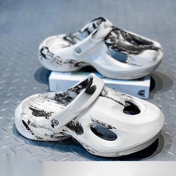 Small China-Chic Couple's Baotou Mop Men With Thick Soles And Feeling Of Stepping On Shit; Hole Shoes Women; Slippers_vogvips.com