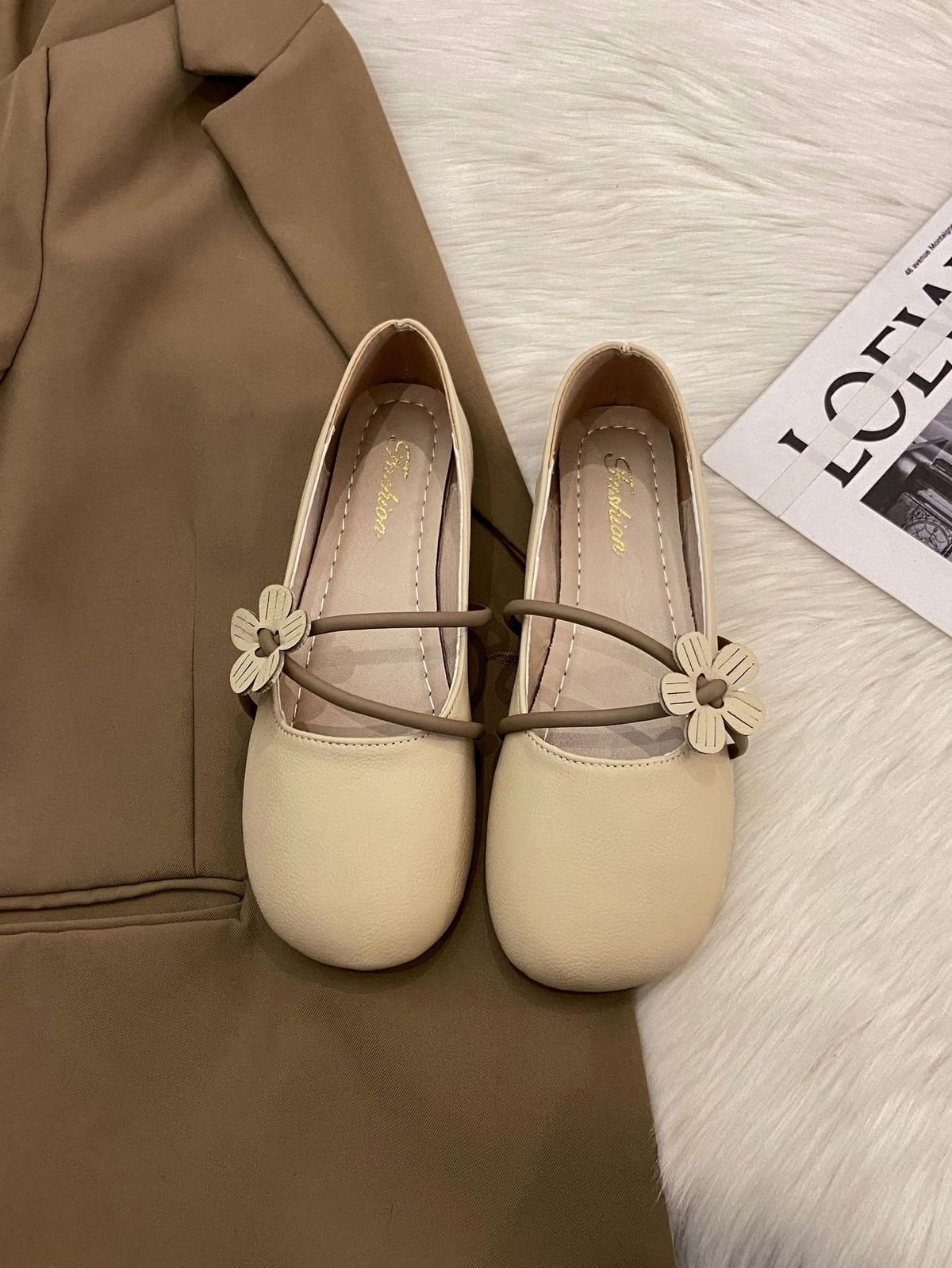 Niche Soft Sole Round Head Flat Bottom Mary Jane Shoes Women's Versatile Grandma Shoes Doudou Shoes Single Shoes_vogvips.com