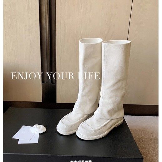 Cowhide Edition~ White Moonlight Boots Small Fragrant Wind Round Head Flat Bottom Boots Knight Boots Women's Tall Pants Boots_vogvips.com