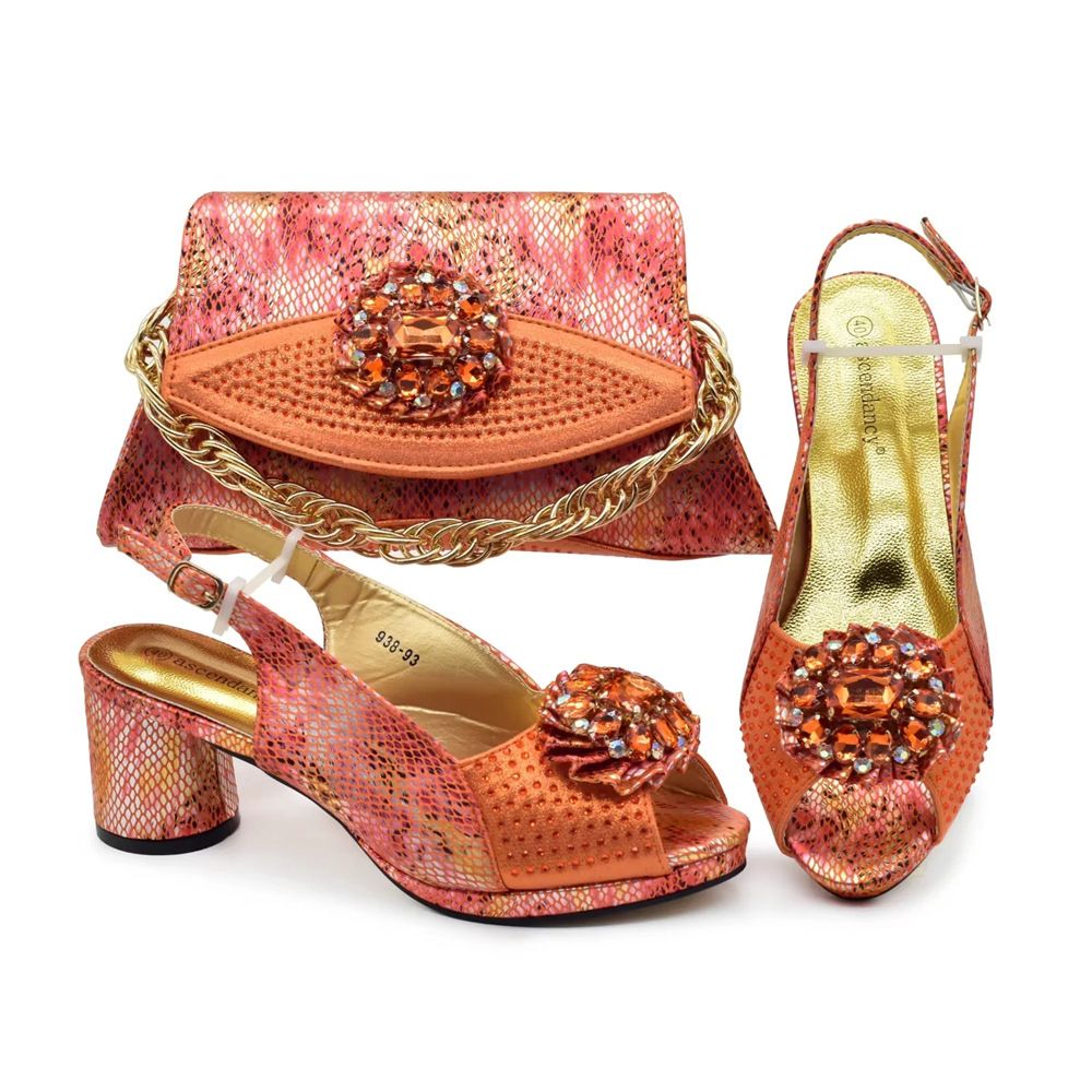 The party match high heeled diamond round toed fish mouth back slip buckle sandals with diamond handbag set is fashionable and versatile_vogvips.com
