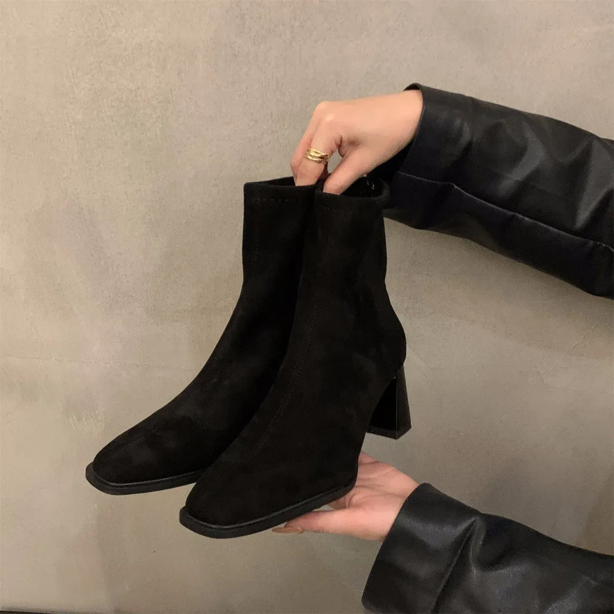 Women Boots High Heel Korean Version Simple Design Square Toe Fashion Shoes Free Shipping_vogvips.com