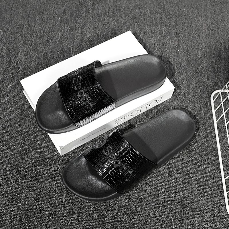 2025 New Men's Slippers Summer Hot Breathable One-strap Outdoor High-end Trendy Embroidered Couple Sandals_vogvips.com
