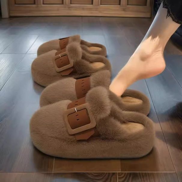 High-Quality Ins Style Furry Women 2024 Winter New Belt Buckle Niche Design Cotton Slippers For Outdoor Wear Trendy_vogvips.com
