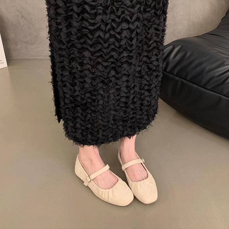 Women's 2025 New Summer Soft Sole Temperament Shallow Mouth Matching Skirt Flat Bottom Stunning Mary Jane Women's_vogvips.com