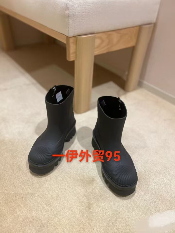 best Shoes New Shell 1 Toe Solid Color Fan-Shaped Trim Thick Sole Height-Increasing Short Tube Slip-On Fashion Versatile Rain_vogvips.com