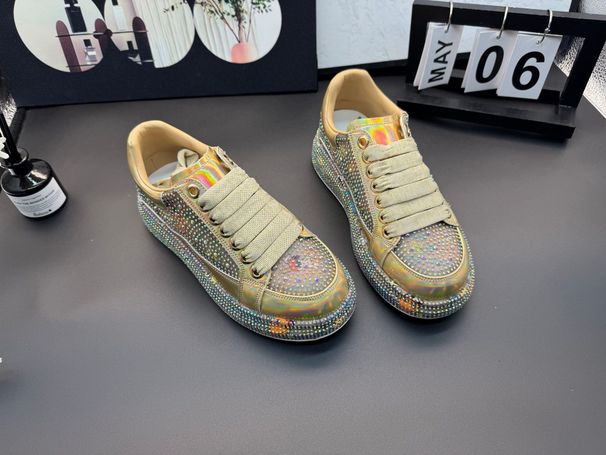 Sneakers With Full Rhinestone Graffiti Design, Casual Shoes With Thick Sole, Breathable Comfortable Round Toe Low-Top Lace-Up Shoes For Walking_vogvips.com