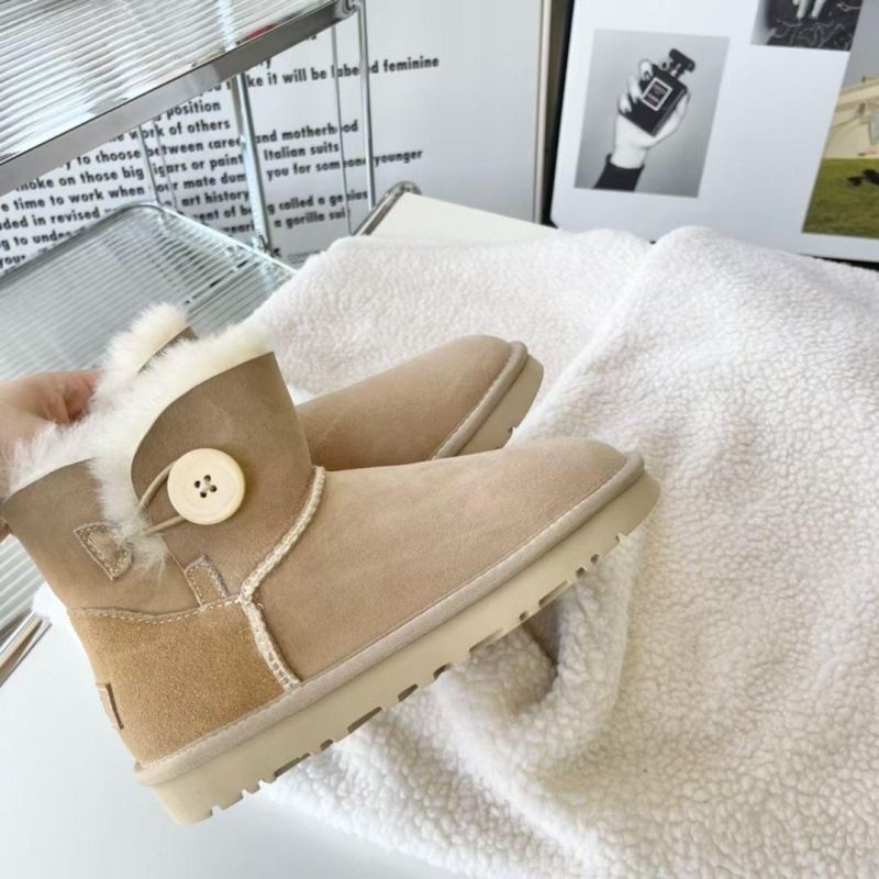 Winter 3352 Wooden Button Snow Boots Women's Short Barrel Cowhide Wool Frosted Plus Velvet Cotton Shoes Thick Waterproof Non Slip Sole_vogvips.com