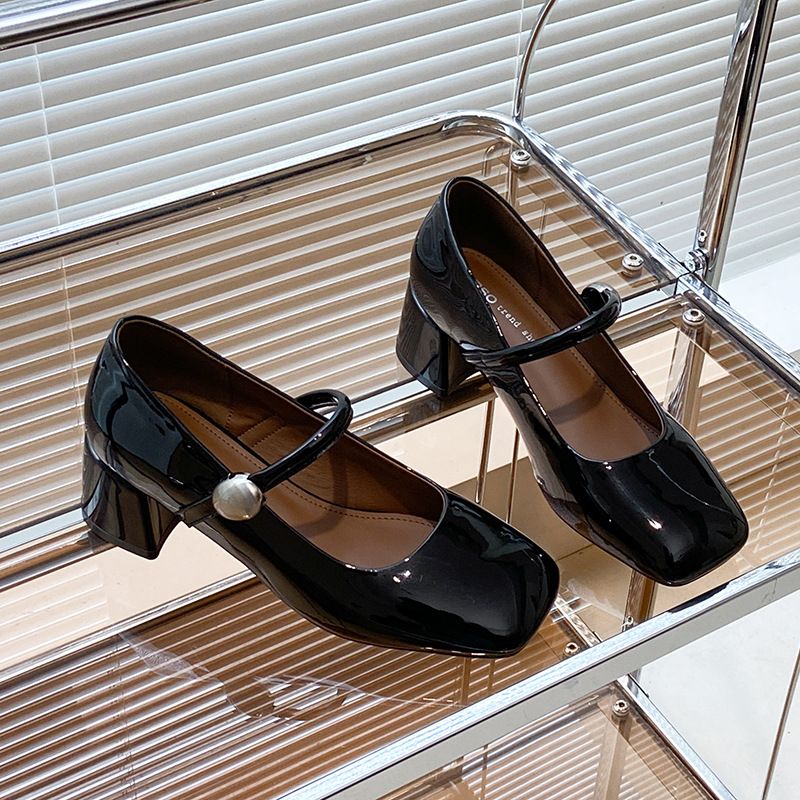 Red French Square Head Light Mouth Thick Heel Single Shoes Women's Skirt Retro Height-increasing Mary Jane Shoes_vogvips.com