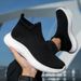 Large Breathable Fly Woven For Men, Lightweight Soft Soled Couple Shoes, Fashionable And Versatile, Casual One Foot_vogvips.com