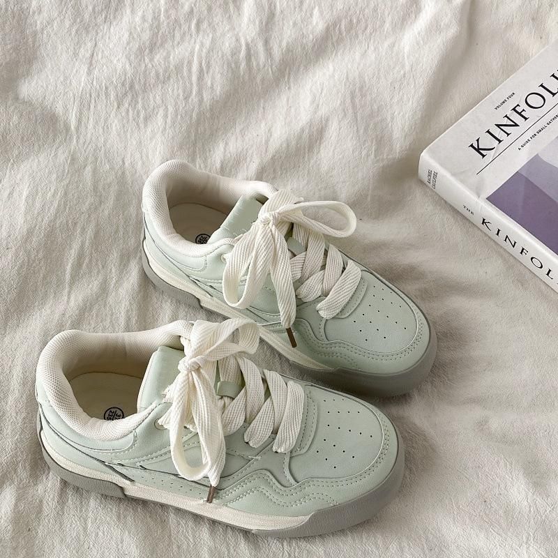 Women's Thick-soled Sneakers 2026 New Model For Spring And Autumn, Casual Versatile Niche Lightweight Sports Shoes,_vogvips.com