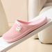 Shoe Factoy Poduction Flat Closed-Toe Slippes Fo Women Soft Sole Non-Slip Indoo Bathoom Beach Casual Hollow_vogvips.com