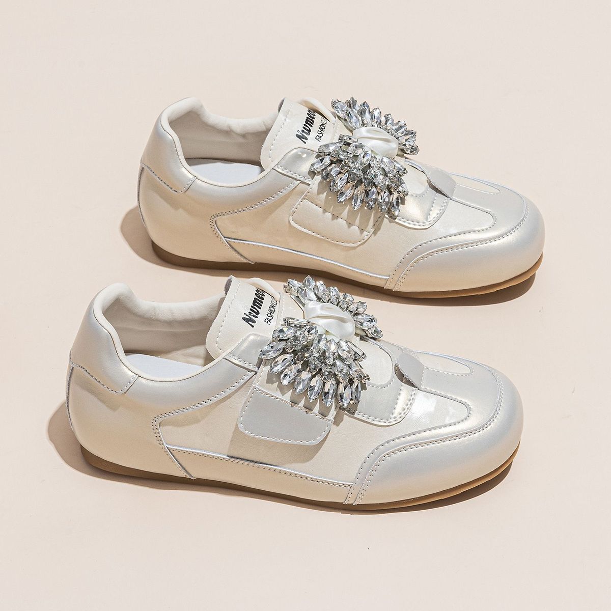 Women's White Sneakers 2026 Spring/summer New Style Thick-soled Height-increasing German Training With Velcro, Casual_vogvips.com