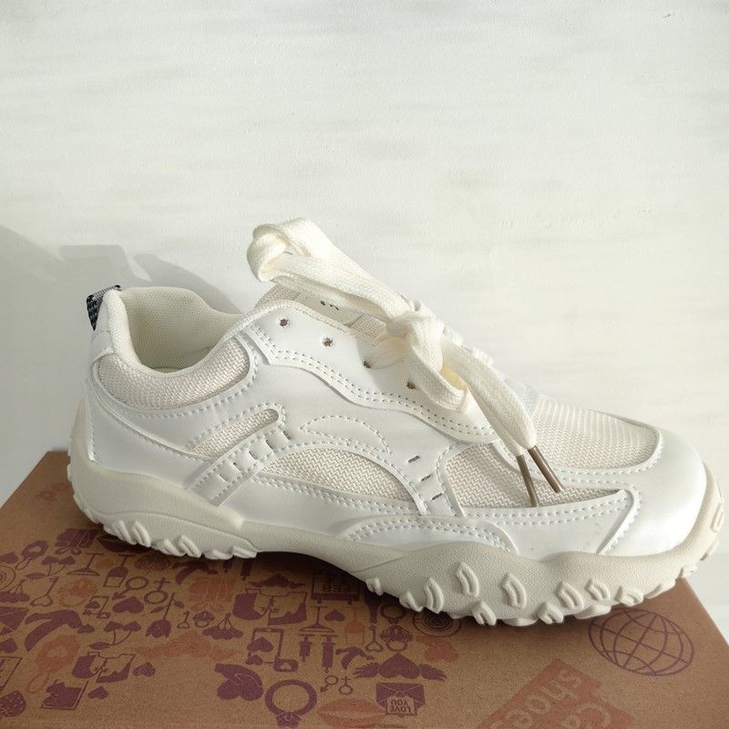 Shallow Mouth Small Leather Shoes Women's Square Head Thick Heel Temperament With Skirt One-word Buckle Strap Single Shoes_vogvips.com