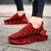 Hot Selling Blade Tide Men's Lightweight Flyknit Breathable Coconut Casual Running Sports Shoes_vogvips.com
