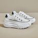 Korean White Sneakers For 2025 Spring New Ins Student Casual Street Style Women Thick Sole Height Increasing Board Shoes_vogvips.com