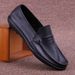 Casual Versatile Slip-On Soft Sole Breathable Men's Thin Loafers Lightweight Commuter Leather Shoes_vogvips.com