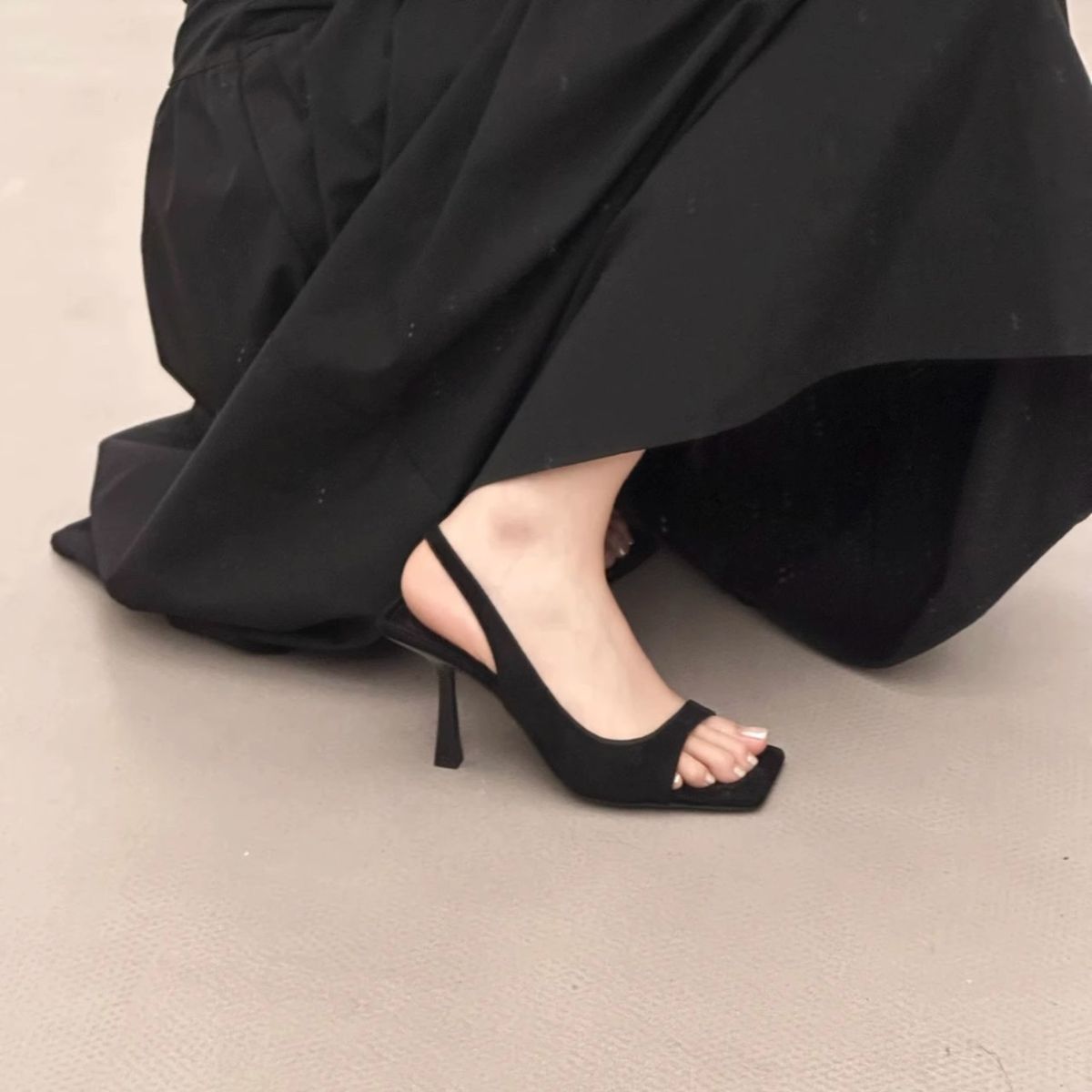 French Style High-End Feel! Women's Comfortable Work Sandals With Dress, Thin Heel, Back Strap, Black High Heels,_vogvips.com