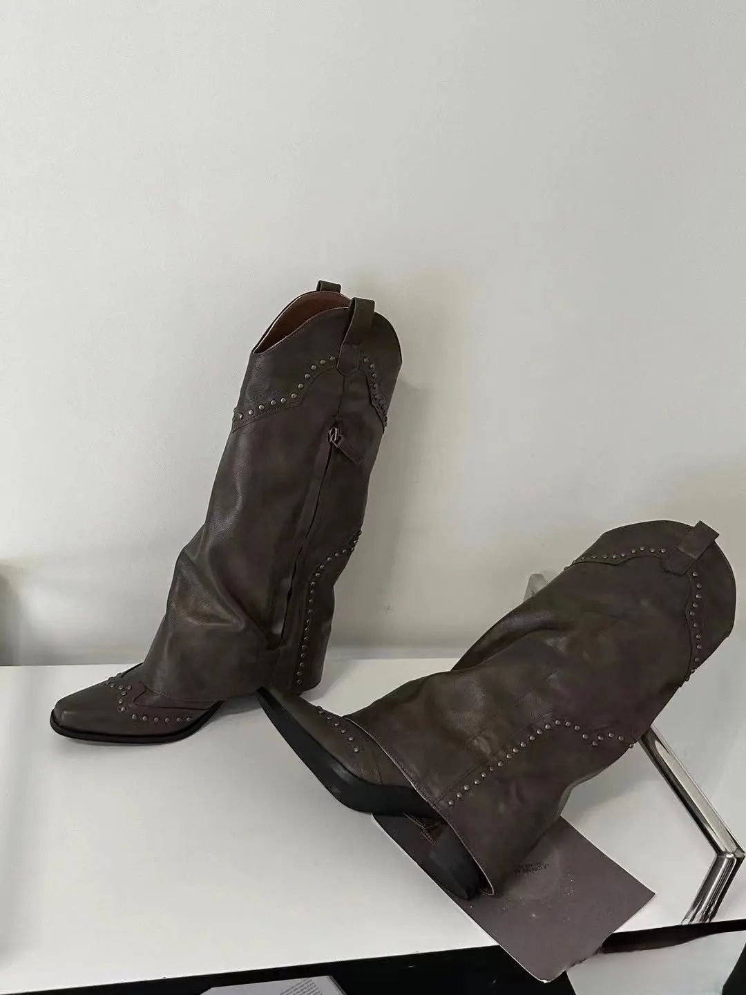 Women's Shoes Plus Size Ankle Boots, V Neck Martin Boots, Fashionable Western Cowboy Boots, Studded Mid Calf Cigarette Boots_vogvips.com