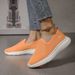 New Style One Foot Push Fit Lazy Spring And Autumn Casual Women's Mom's Shoes, Low Top Flat Bottomed Hiking Shoes 2Df_vogvips.com