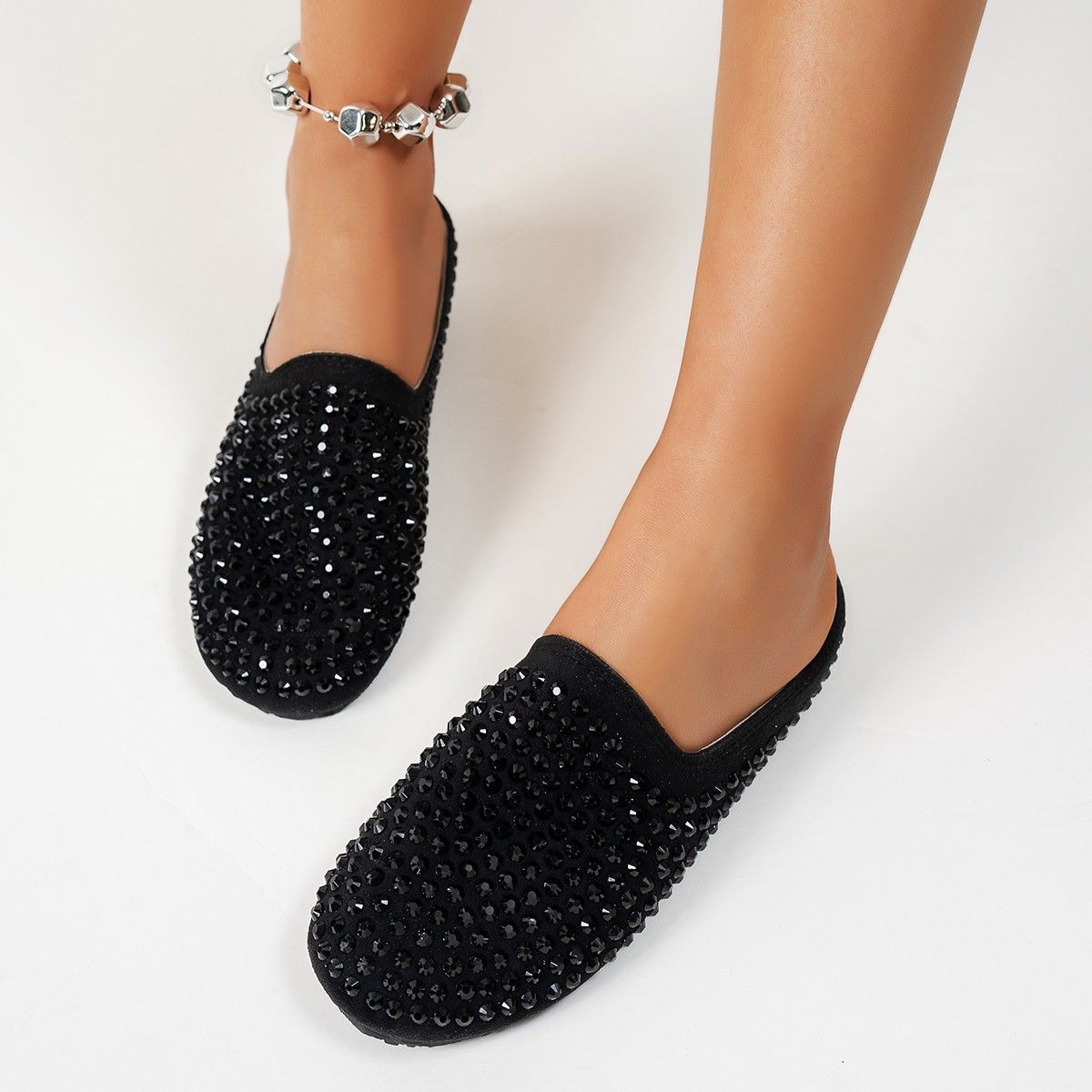 New Fashionable Black Sequined Women's Slippers Casual Versatile PU Material Rubber Sole Comfortable Slip-On Shoes_vogvips.com