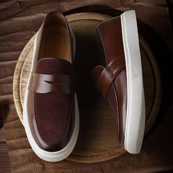 2025s Loafers Casual Extra Large Size Men's Slip-On Lazy Ins Fashion Trend Versatile Breathable Leather Shoes_vogvips.com