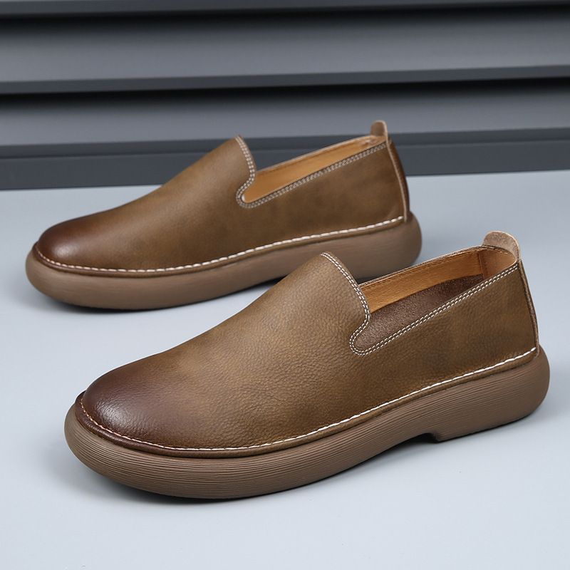 2025 Spring New Breathable Slip-On Casual Leather Shoes Men's Retro Trendy Versatile Loafers_vogvips.com