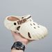 2026 New Model Closed-Toe Clogs, Non-Slip, Breathable, Lightweight Sports Slippers Men And Women, Suitable For Summer_vogvips.com
