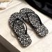 2026 New Beach Vacation Flip-flops Women Ins Leopard Print Summer Wear Pinch Feet Bath Cool Slippers_vogvips.com