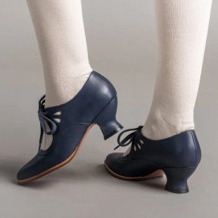 New Hollow-out High-heeled Lace-up Plus-size Women's Casual Shoes_vogvips.com
