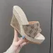 2026 New Wedge Sandals Women's One Line Embroidered Thick Bottom Slippers_vogvips.com