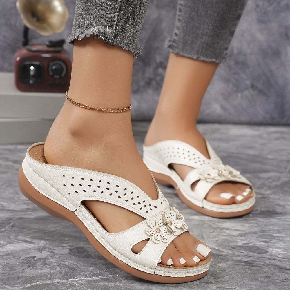 Fashion Plus Size Women's Slippers Platform Non-slip Wedge Beach Shoes Flower Hollow Soft Sole Comfortable Sandals_vogvips.com
