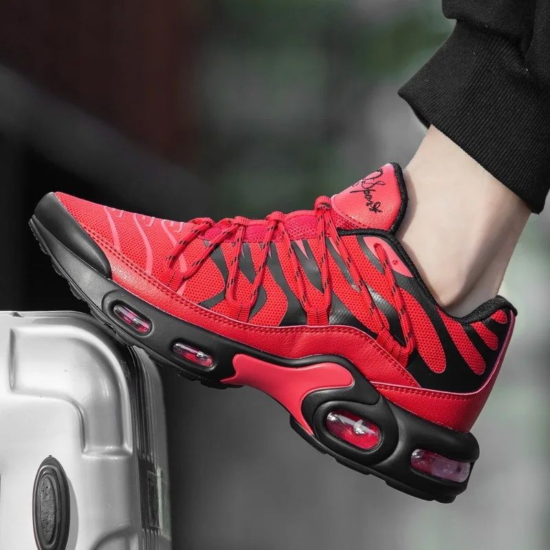 2025 Spring Autumn Casual Sports Shoes Men's Breathable Running Shoes Plus Size Wholesale Men's Shoes Rubber Sole China Made_vogvips.com