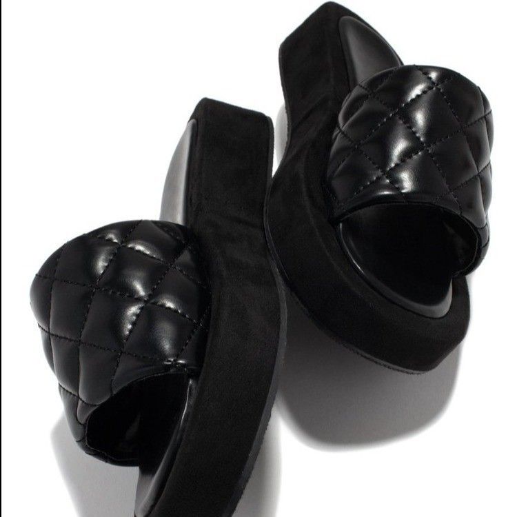 Large Size Women's Thick-Soled Slippers Apricot Beach Sandals Unisex Comfortable Footwear For Outdoor Use_vogvips.com