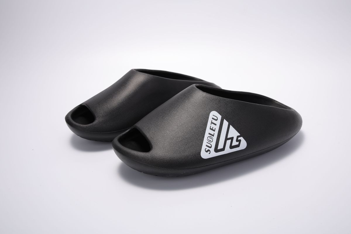 Chaoshiji Brand Unisex Durability Focused House With Comfortable Fit Slippers_vogvips.com