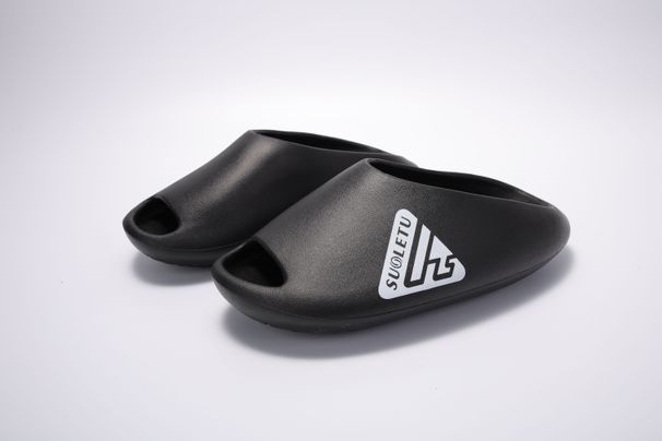 Chaoshiji Brand Unisex Durability Focused House With Comfortable Fit Slippers_vogvips.com