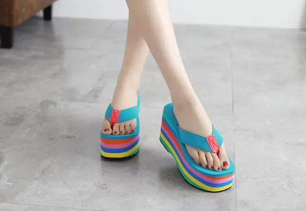 2022 Wholesale Women Flip Flops Sandals New Thick Bottom Platform Slippers Slope Beach Female Rainbow Colorful Slipper_vogvips.com