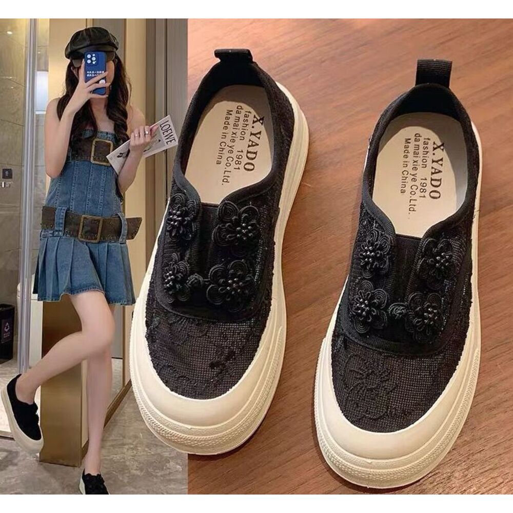 Trendy New Chinese-style Breathable Embroidered Sneakers 2024 For Women, Summer Casual Sweet Versatile Niche Retro Mesh_vogvips.com